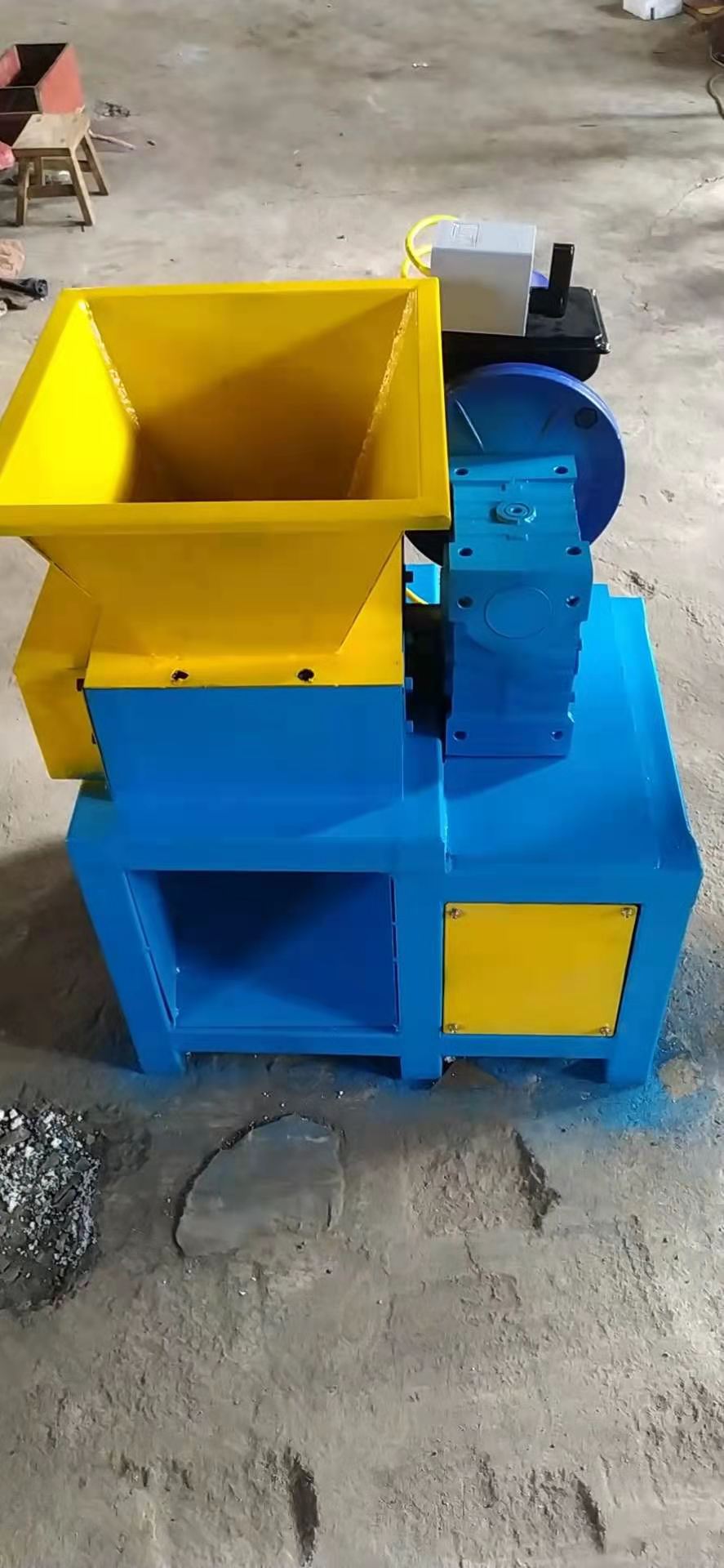 銷售家用小型撕碎機(jī)生產(chǎn)廠家批發(fā)價(jià)格