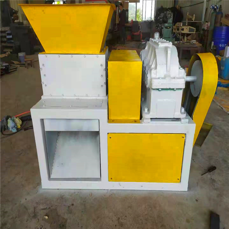 銷售小型撕碎機(jī)生產(chǎn)廠家批發(fā)價(jià)格小型多功能撕碎機(jī) 400型撕碎機(jī)