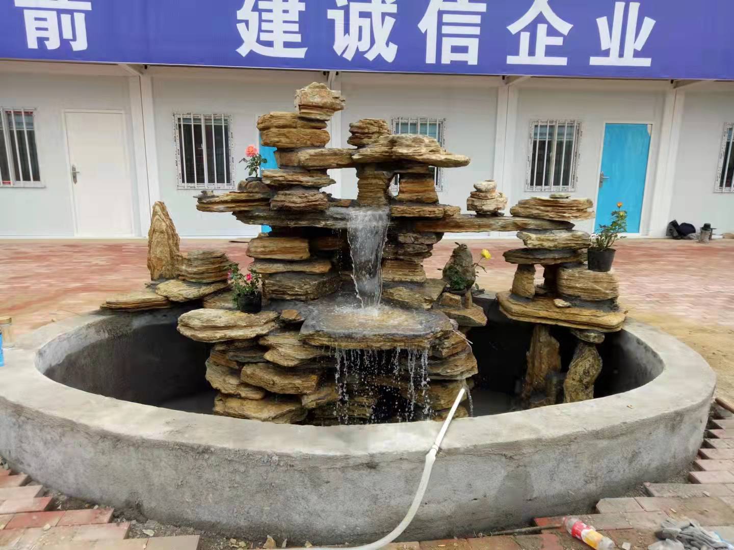 安徽黃千層巖假山  黃千層巖假山  層石假山工程水系設(shè)計