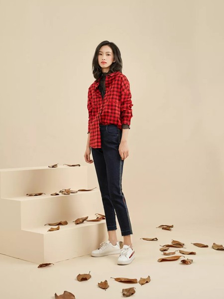 正品專柜下架女裝領(lǐng)秀2021品牌女裝折扣庫(kù)存尾貨批發(fā)