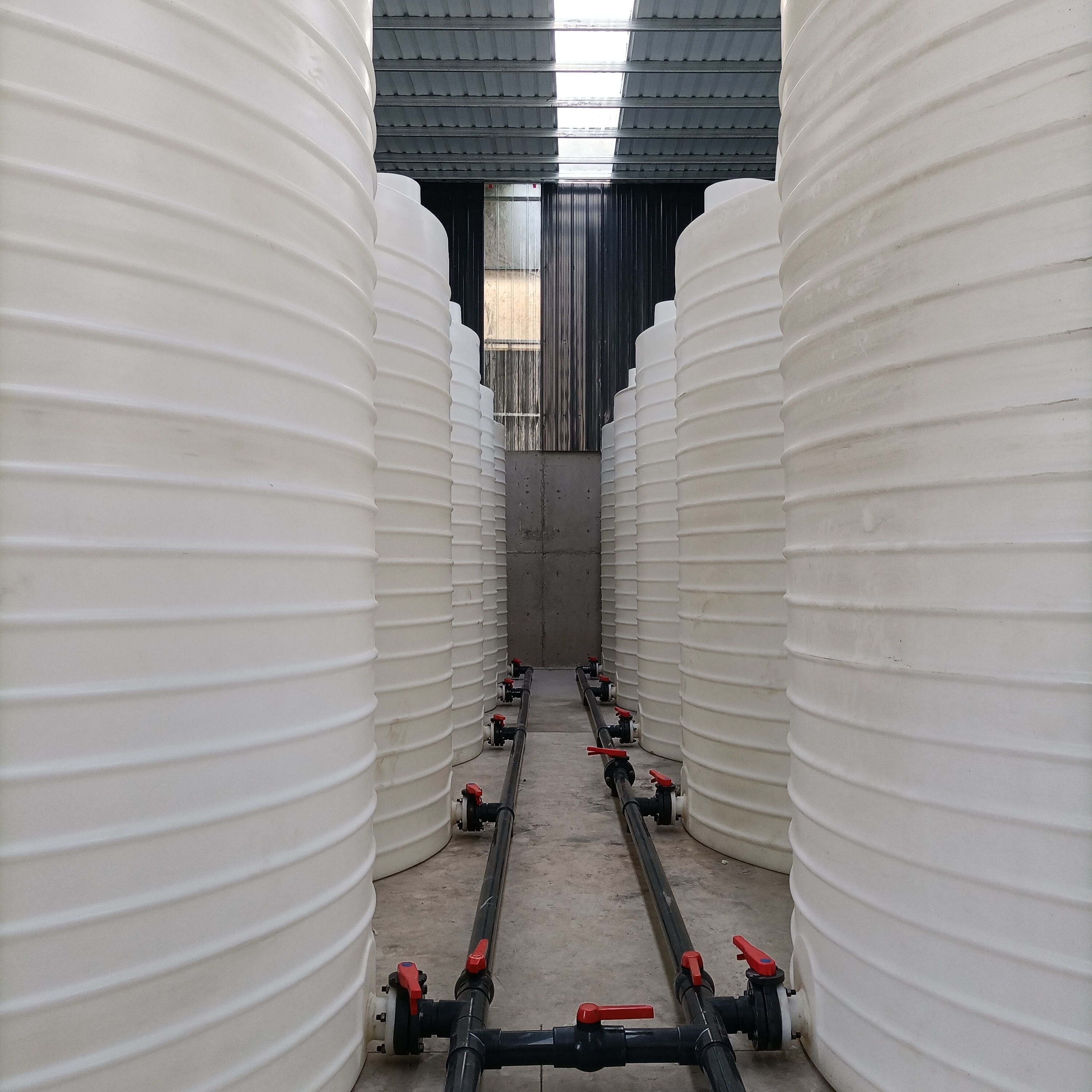 中水回用中水儲(chǔ)罐 15立方大型塑料桶牛筋水塔pe水箱塑膠儲(chǔ)水罐