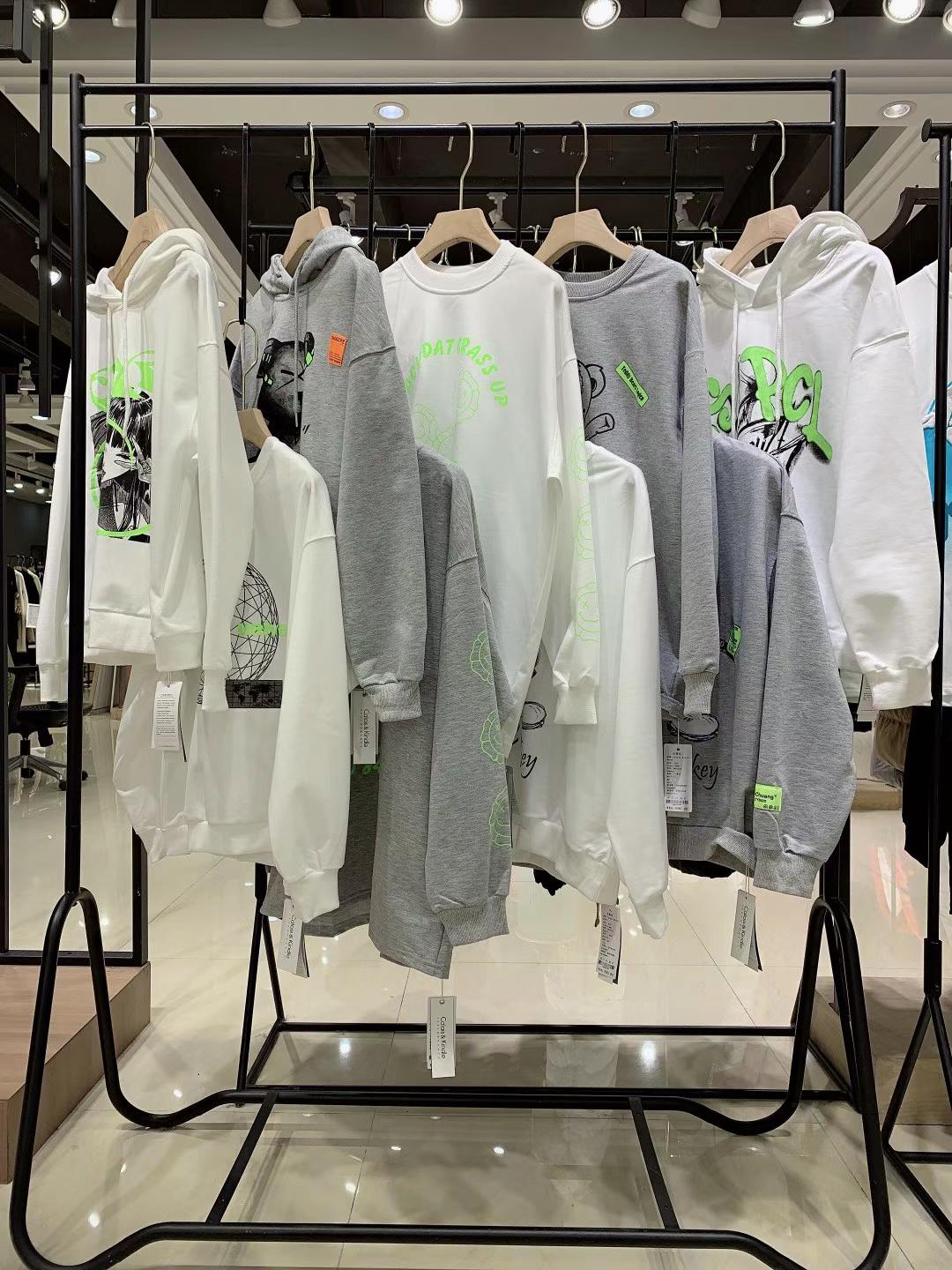 CK衛(wèi)衣2021秋高 端專柜品牌精 品女裝折扣貨源批發(fā)網(wǎng) 專柜下架走份進(jìn)貨貨源