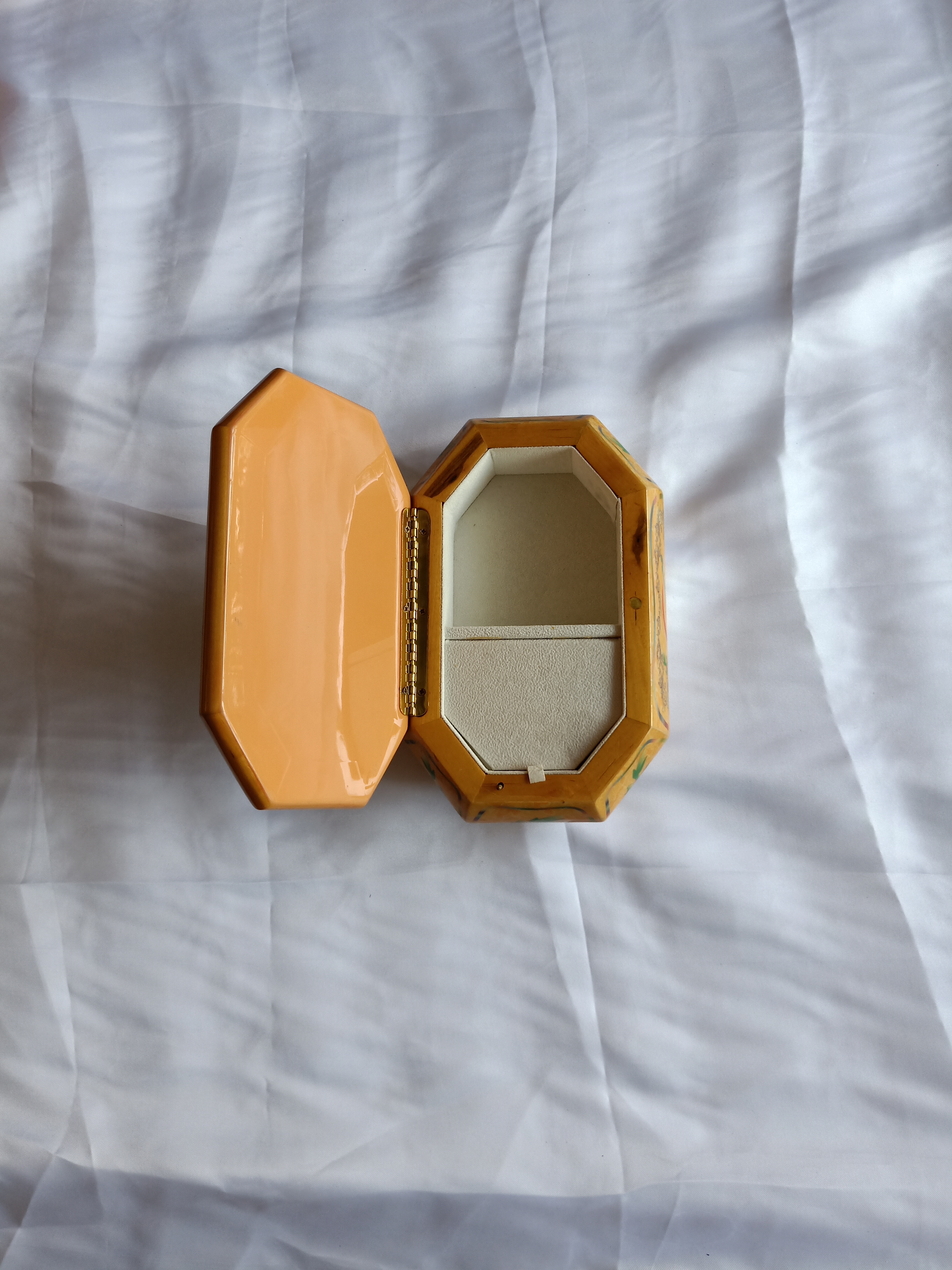 耳環(huán)木盒木盒廠家、價格、批發(fā)價格、報價【深圳市福田區(qū)鐘表市場福德行包裝經(jīng)營部】