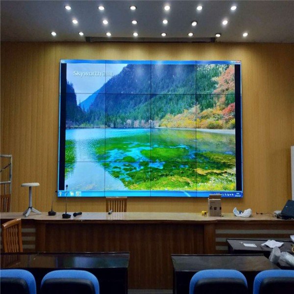 宣城室內(nèi)全彩顯示屏批發(fā) p2.5LED廣告屏幕免費安裝設(shè)計 室內(nèi)顯示屏廠家 全彩廣告屏