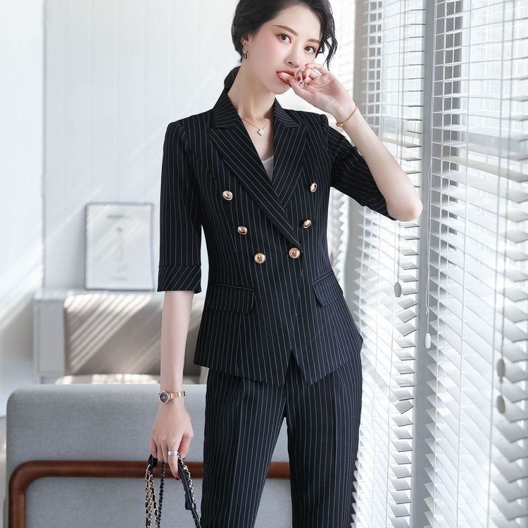 高端職業(yè)裝 女時尚名媛氣質(zhì)西服 韓版主持人正裝條紋小香風工作服