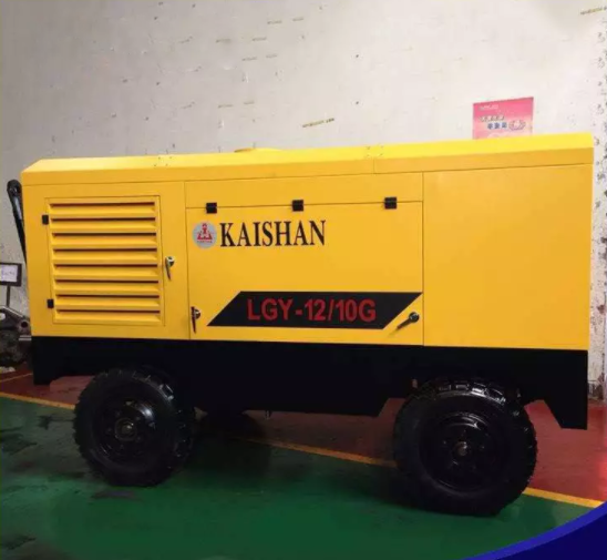 租賃開山LGCY-12/10螺桿空氣壓縮機 12立方10公斤柴移式空壓機