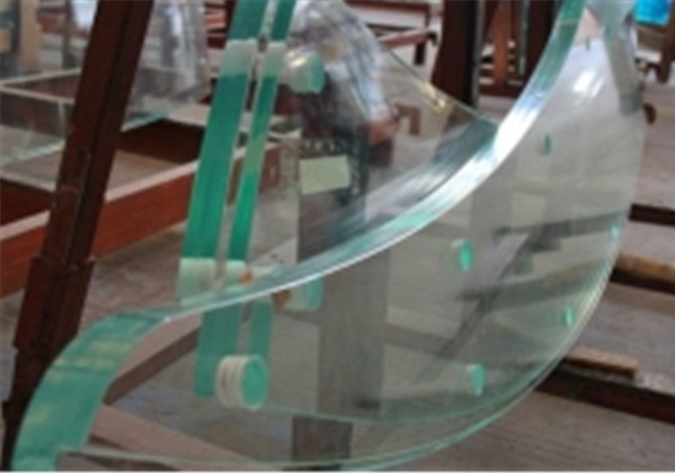 支持定制各類SGP夾層玻璃 透光率80% 規(guī)格齊全 貨源充足