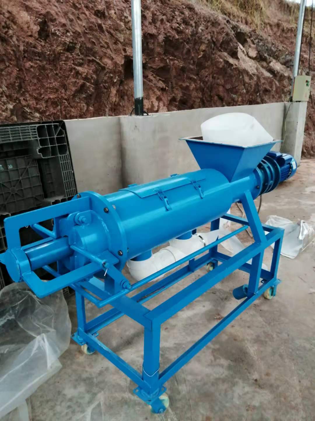 供應(yīng)分離機(jī) 雞糞牛糞干濕分離機(jī)