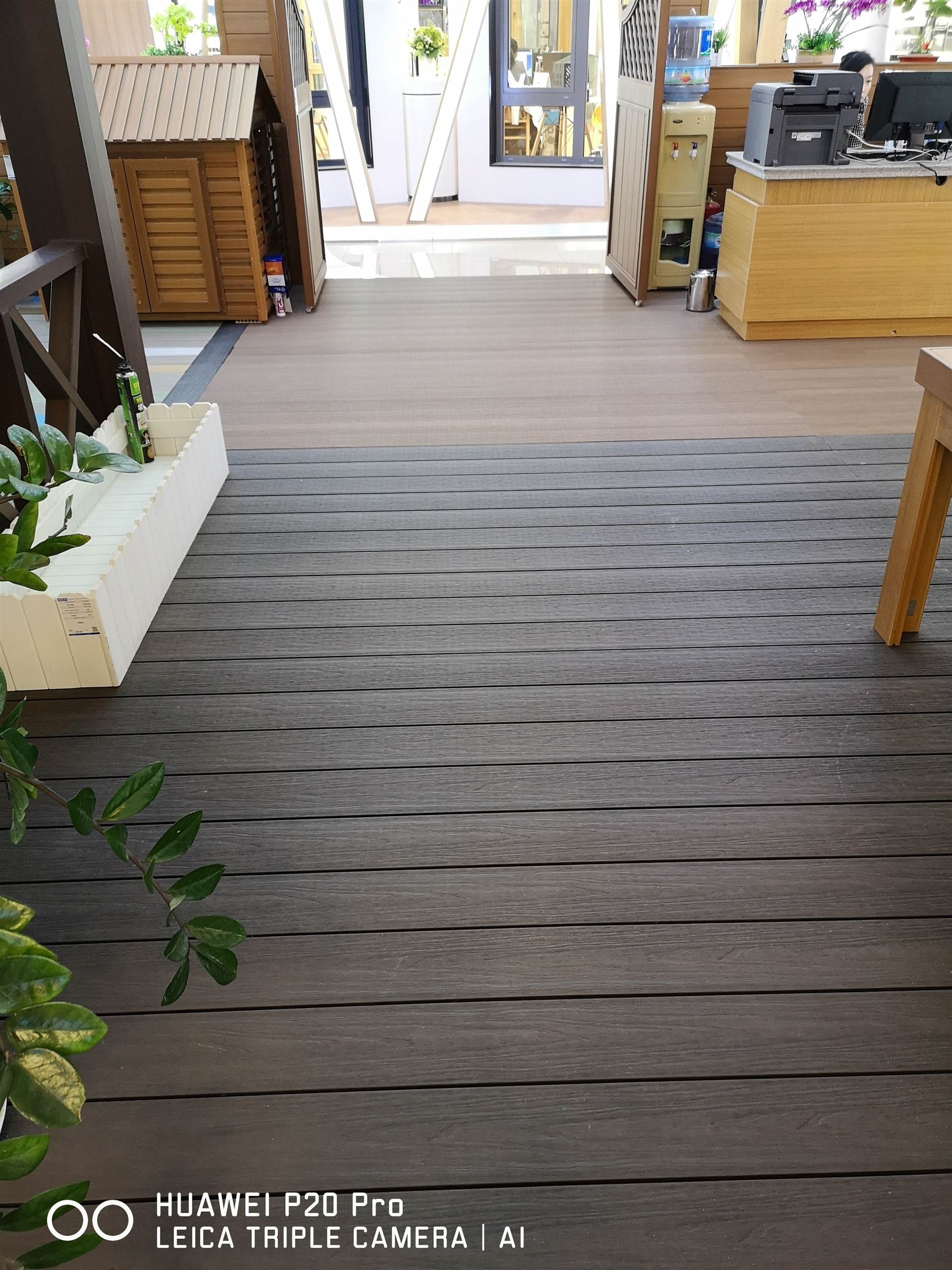 138x23圓孔共擠塑木地板價(jià)格 戶外園林工程木塑地板 新型環(huán)保材料