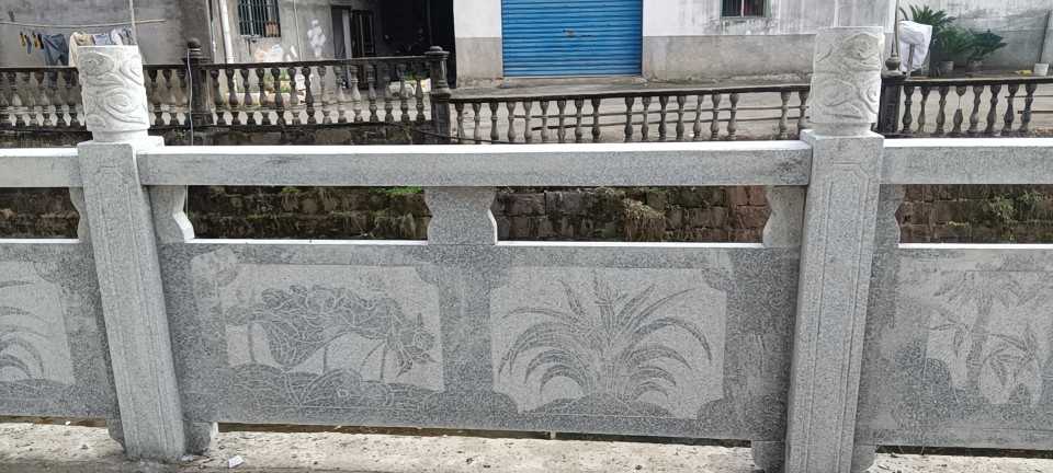 江西大理石河欄桿線雕價格