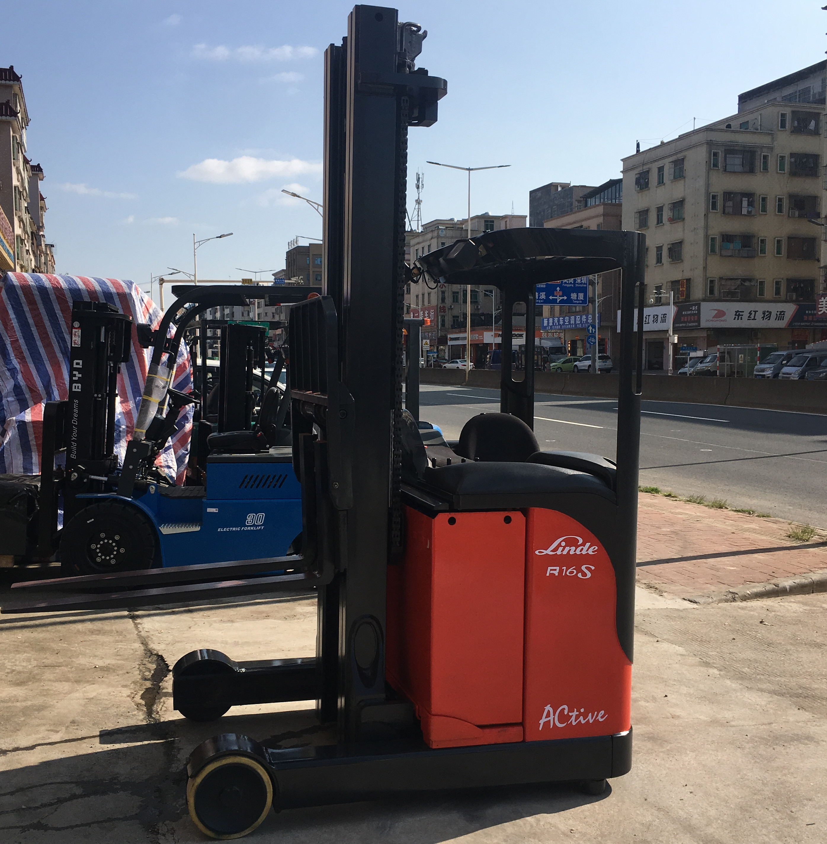 二手升高6.8米林德R16S前移式叉車