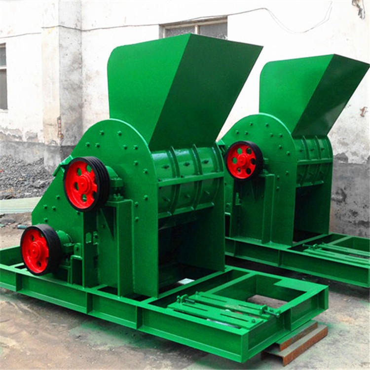 錘式打砂機(jī)供應(yīng)商 錘式打砂機(jī)多少錢 錘式打砂機(jī)多少錢【云南雄鼎礦山機(jī)械設(shè)備有限公司】