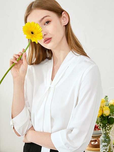 國(guó)內(nèi)一二線品牌朵以2022春夏大 牌品牌女裝折扣電商進(jìn)貨市場(chǎng)