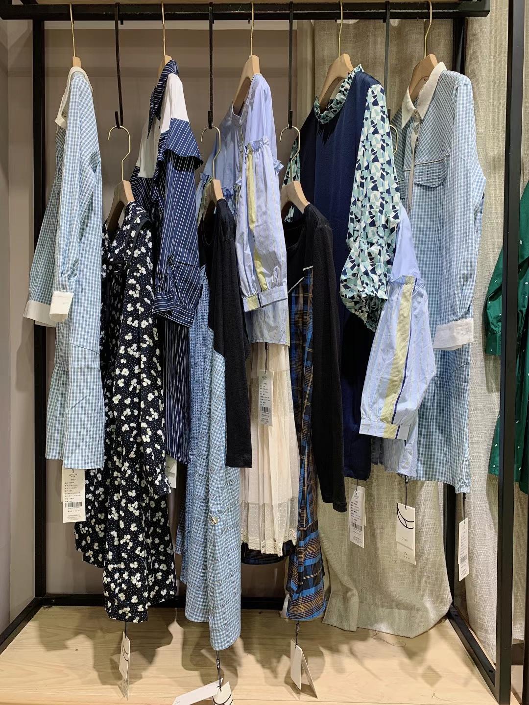【蒂言】2022春品牌折扣店女裝貨源供應(yīng) 蒂言女裝淘寶直播貨源供應(yīng)商