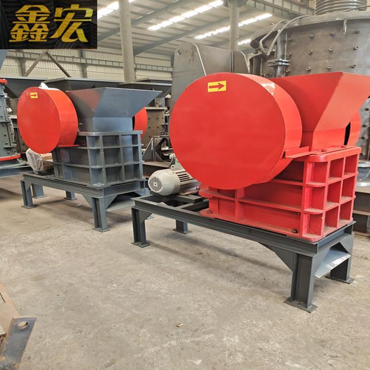 鑫宏 移動建筑垃圾破碎設(shè)備 采石場粗破機 供應定做