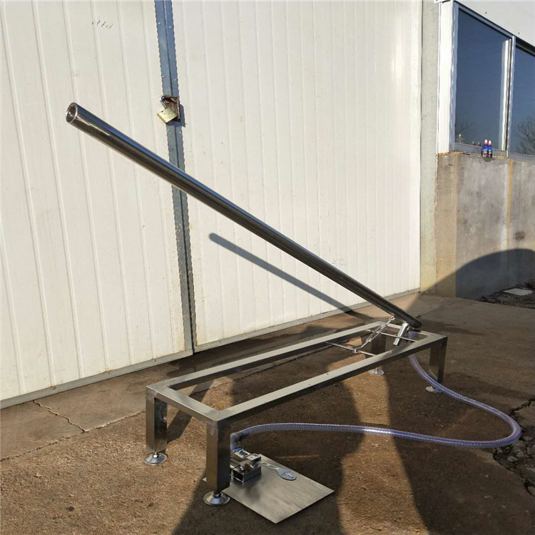 腳踏式豬大腸清洗機清洗干凈批發(fā)價 豬大腸翻腸機