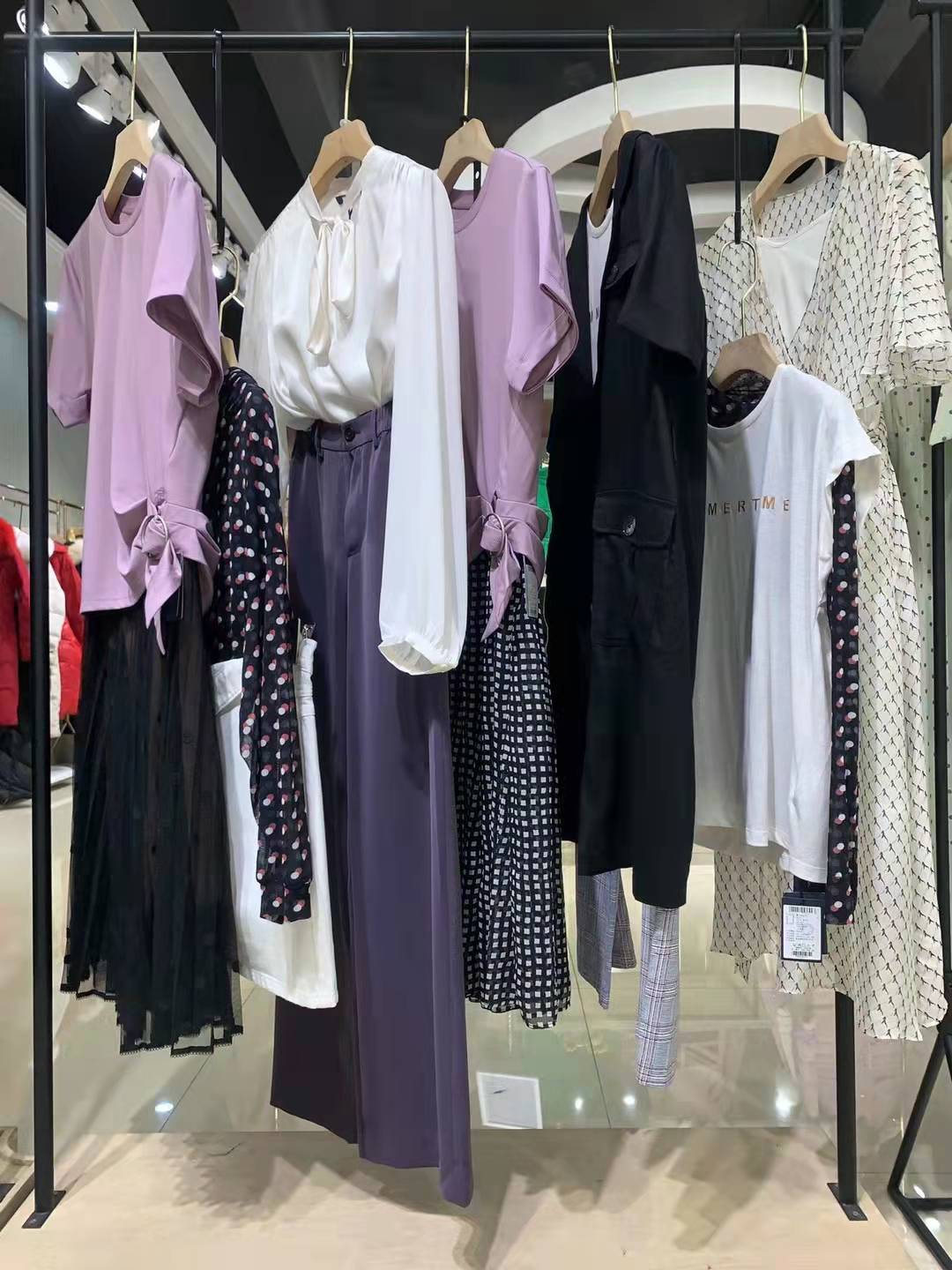 深圳高端 品牌芮瑪2022春夏品牌女裝撤柜下架尾貨直播貨源批發(fā)