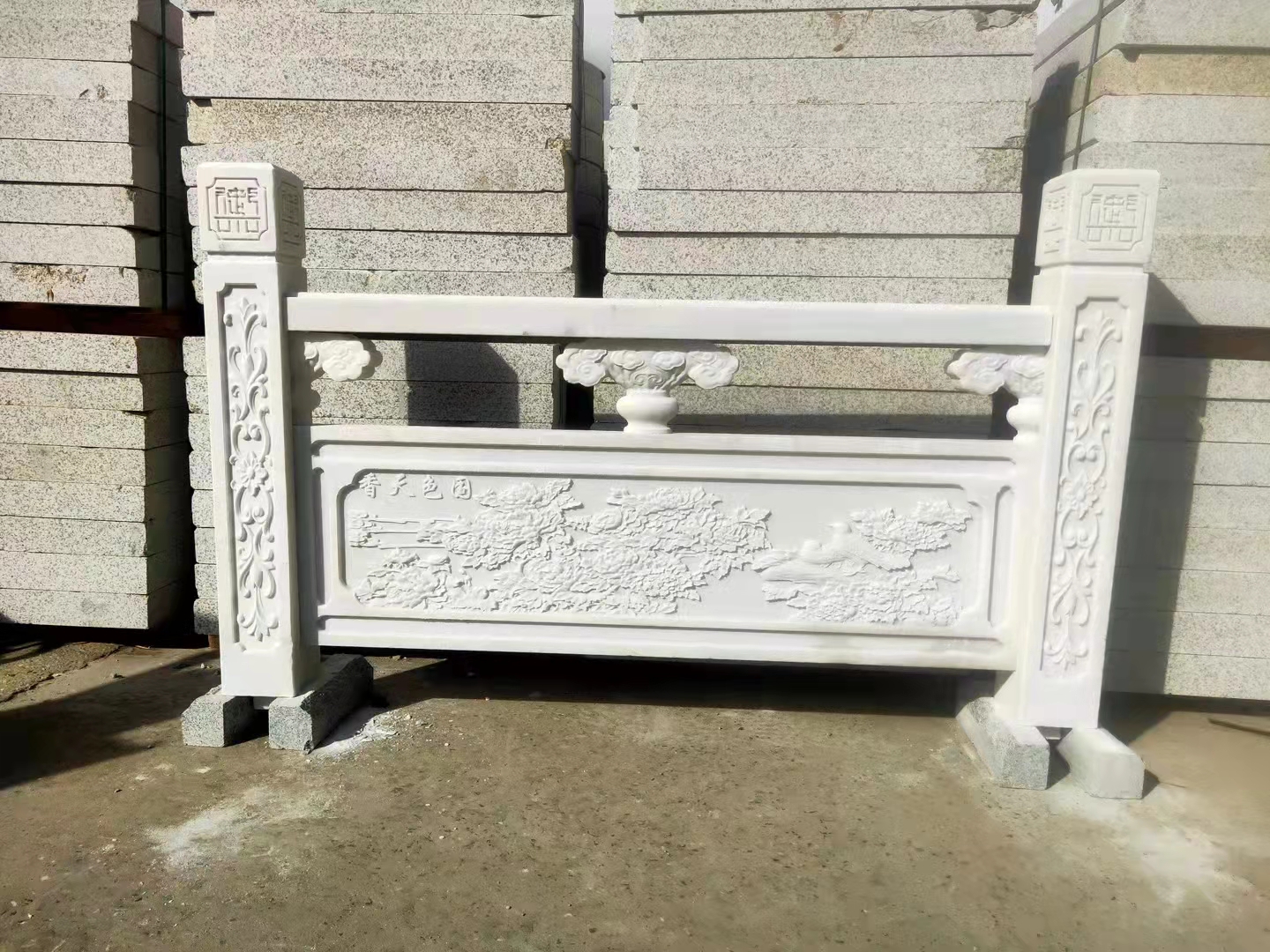 福建防撞欄桿廠家生產(chǎn)銷售批發(fā)定制價(jià)格