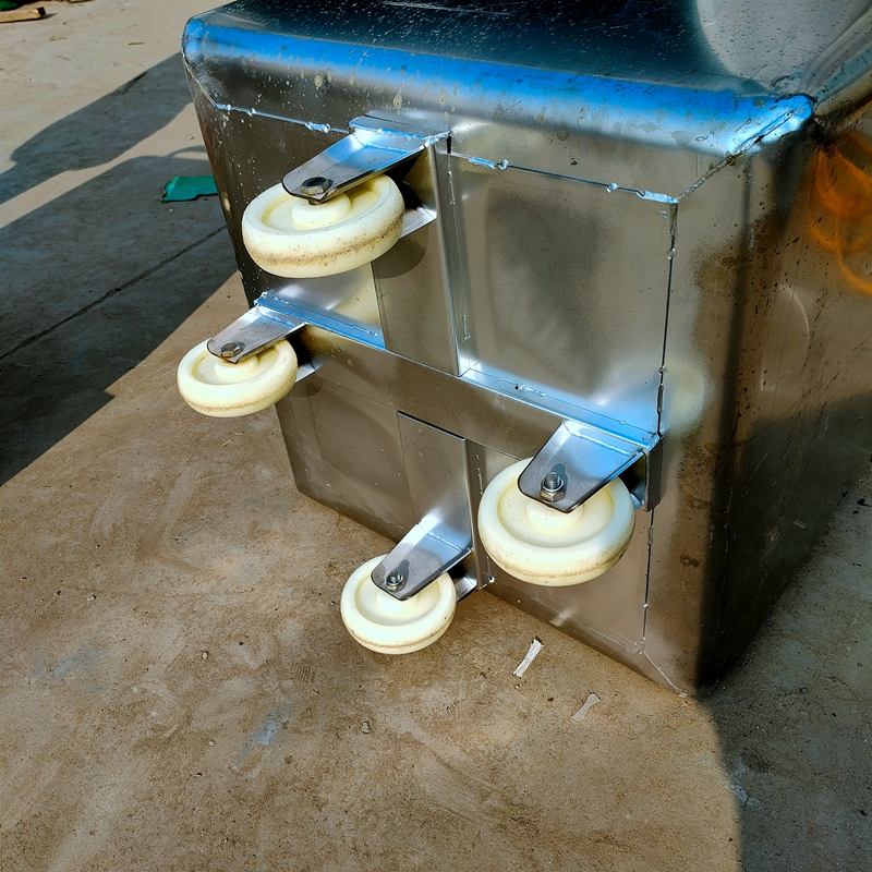 雞肉塊200型小料車 牛肉片不銹鋼周轉(zhuǎn)車 食品級(jí)小推車經(jīng)濟(jì)實(shí)用