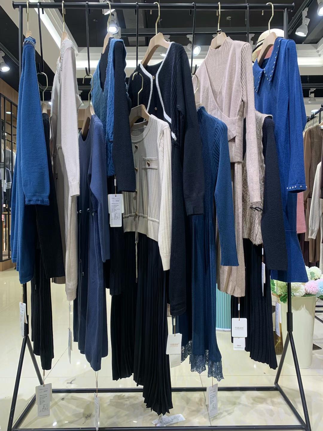 【愷撒迪納歐美連衣裙】21冬品牌折扣女裝 品牌毛衣女裝專柜正 品直播貨源