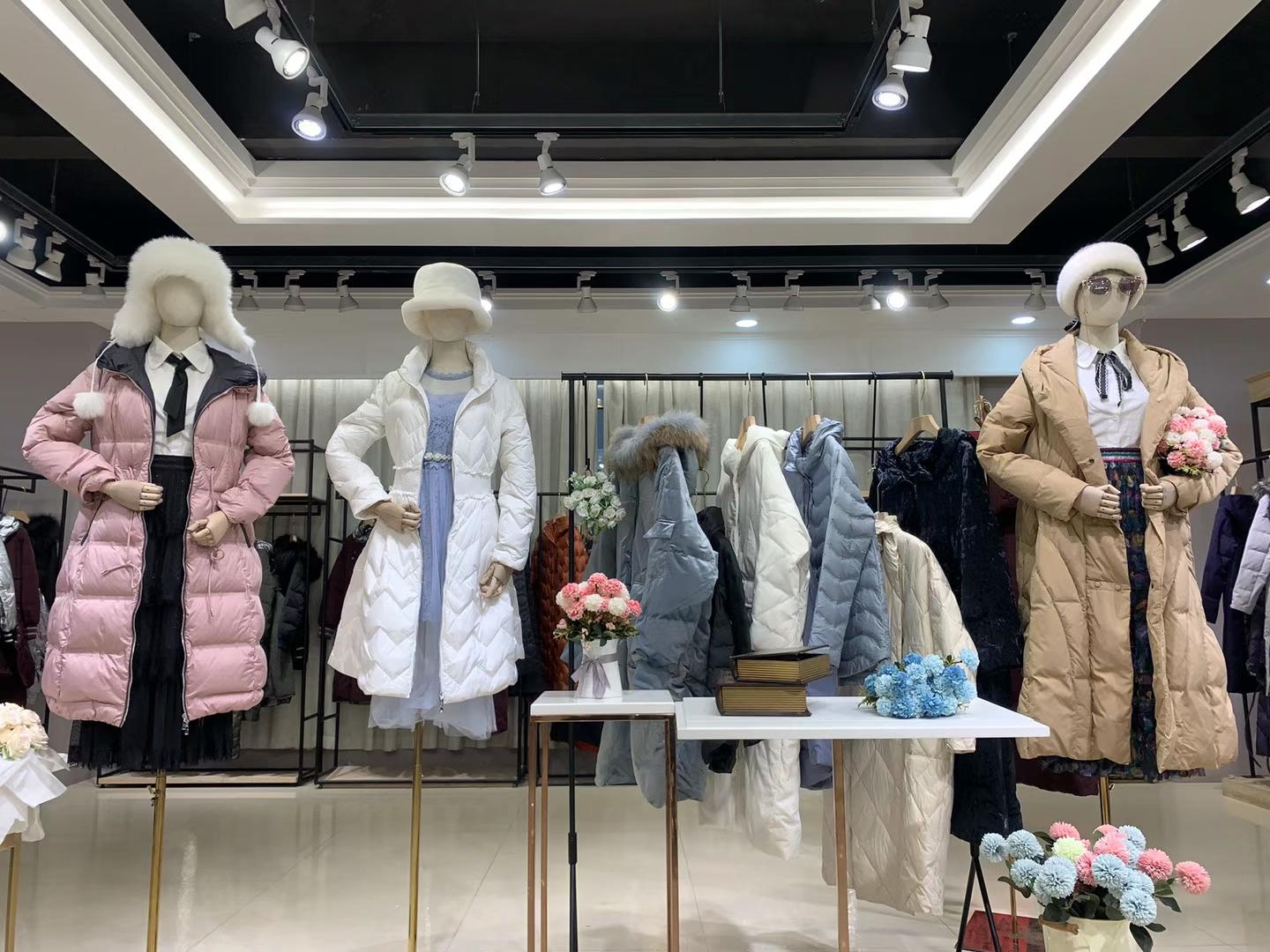當(dāng)季新款品牌女裝尾貨芭登芮芮 2021冬品牌折扣女裝庫存批發(fā)