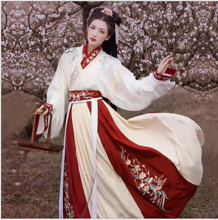 男女服裝啦啦操服裝旗袍合唱服恐龍