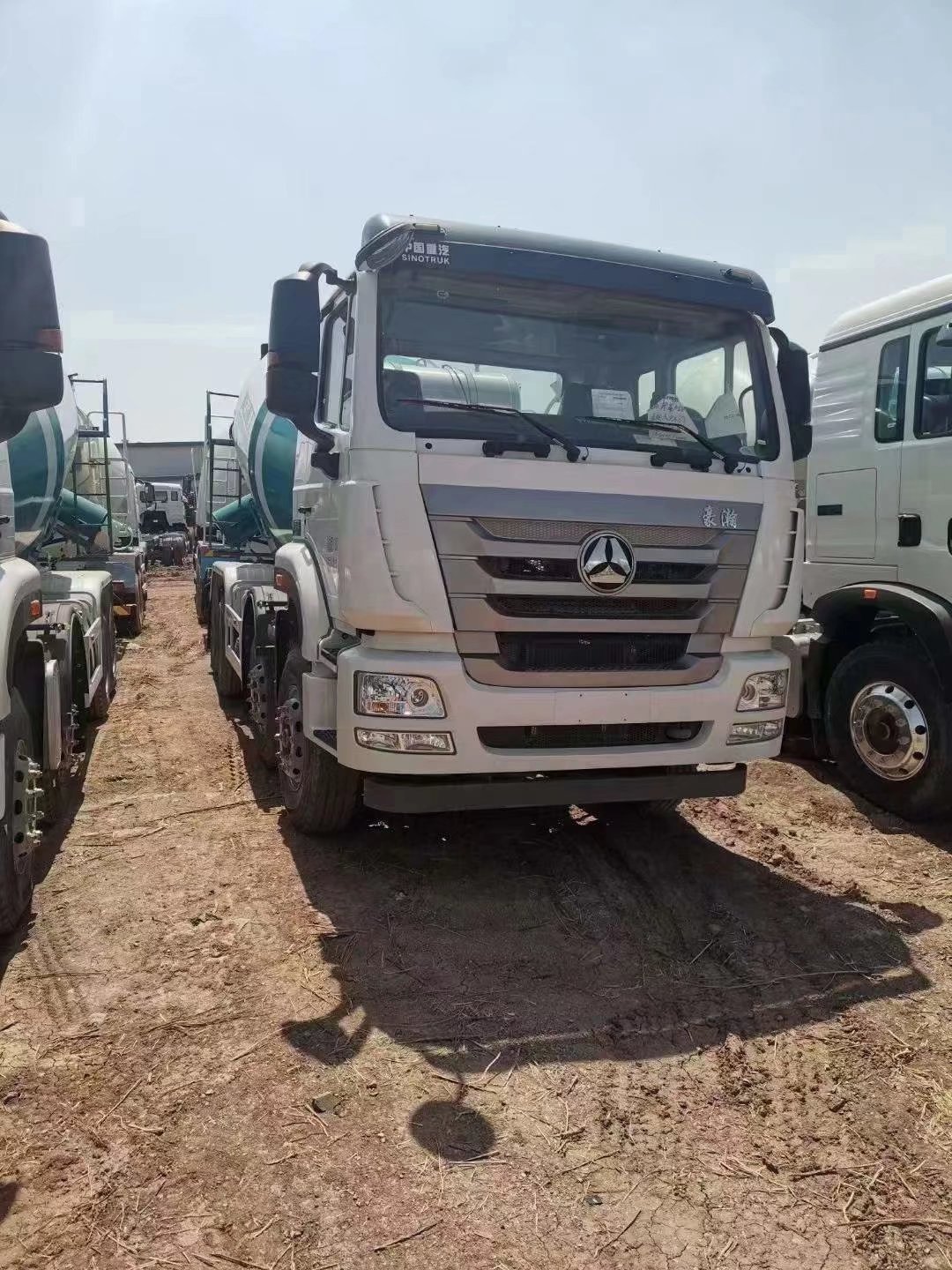 重汽豪瀚攪拌車340馬力12方 重汽豪瀚攪拌340馬力12方