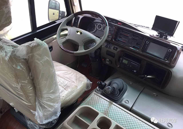 國六19座仿考斯特客車  牡丹19座仿考斯特客車價格