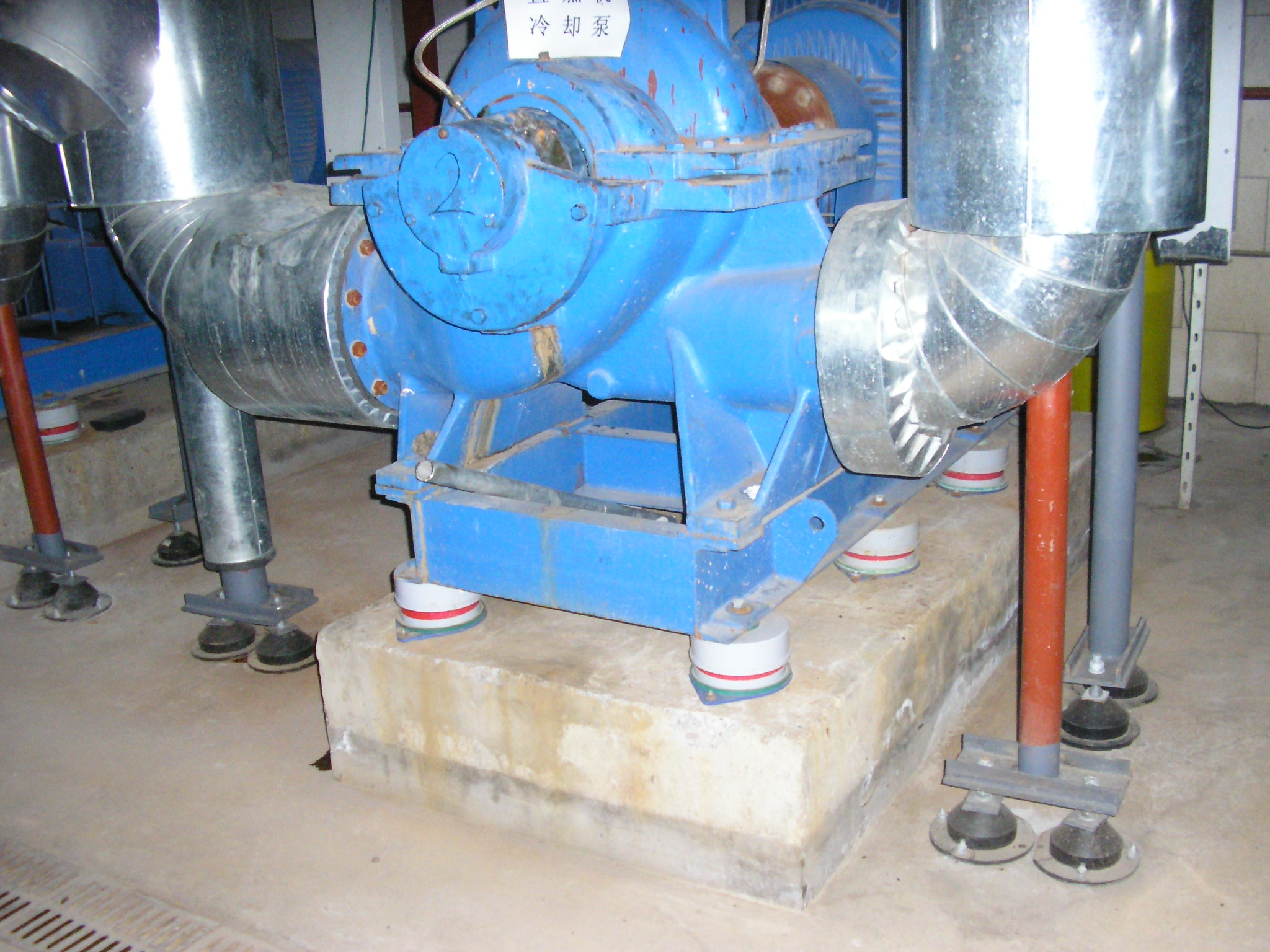 空調(diào)機(jī)房噪聲治理，空調(diào)機(jī)房降噪，空調(diào)機(jī)房噪聲控制設(shè)備