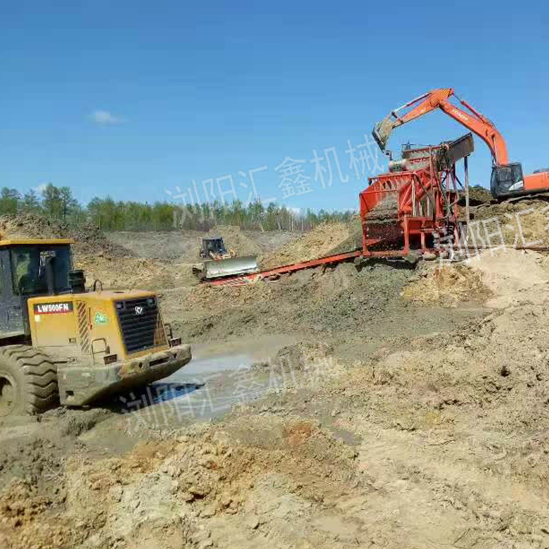 湖南挖金設備廠供應黃金機械長沙旱地砂金設備瀏陽沙金開采設備瀏陽沙金選礦設備長沙沙金溜槽