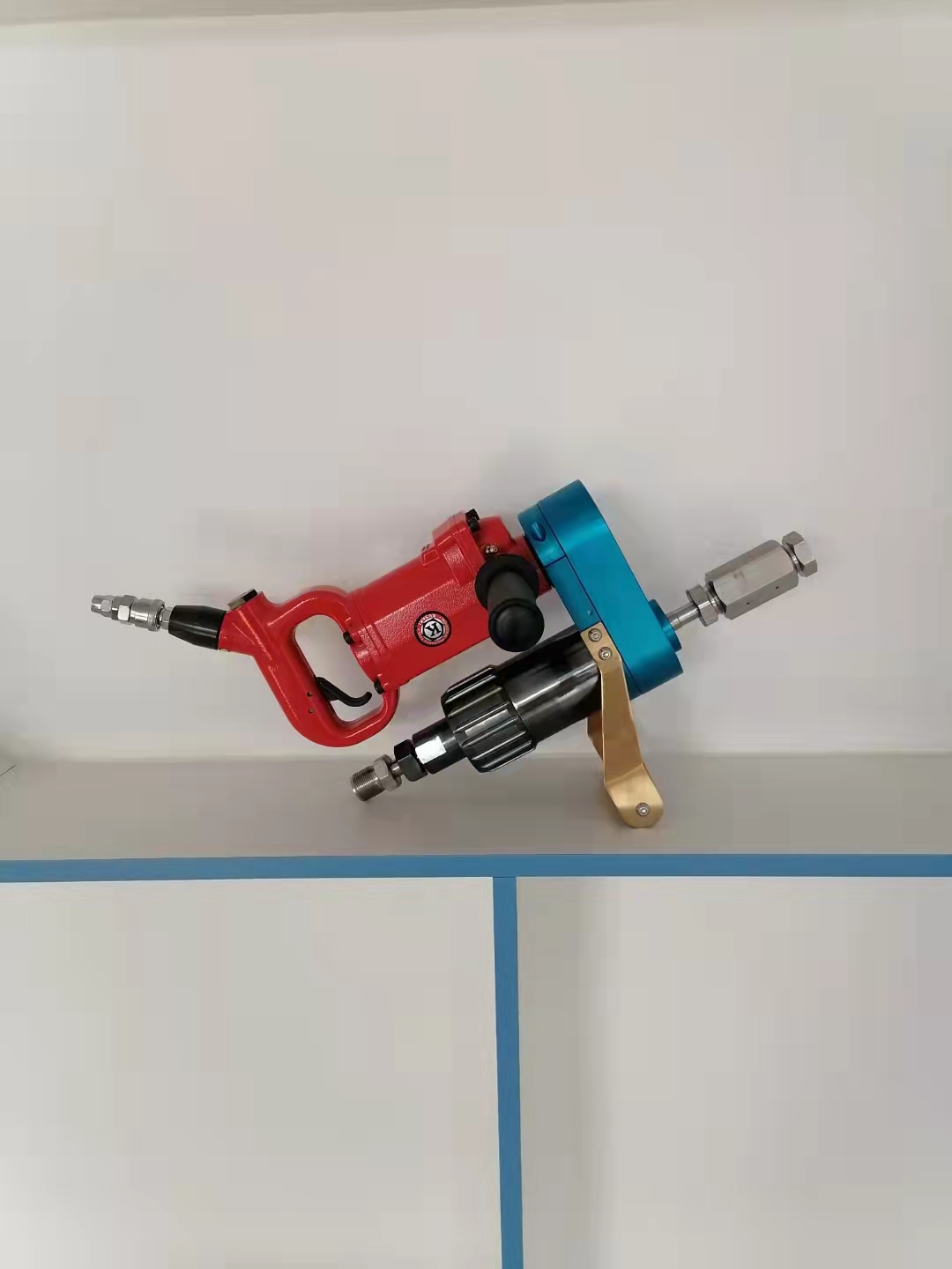 氣動旋轉(zhuǎn)槍