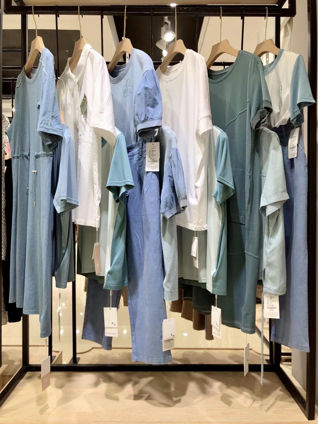 品牌納爾布&苒默 2022 夏女裝折扣尾貨供應商