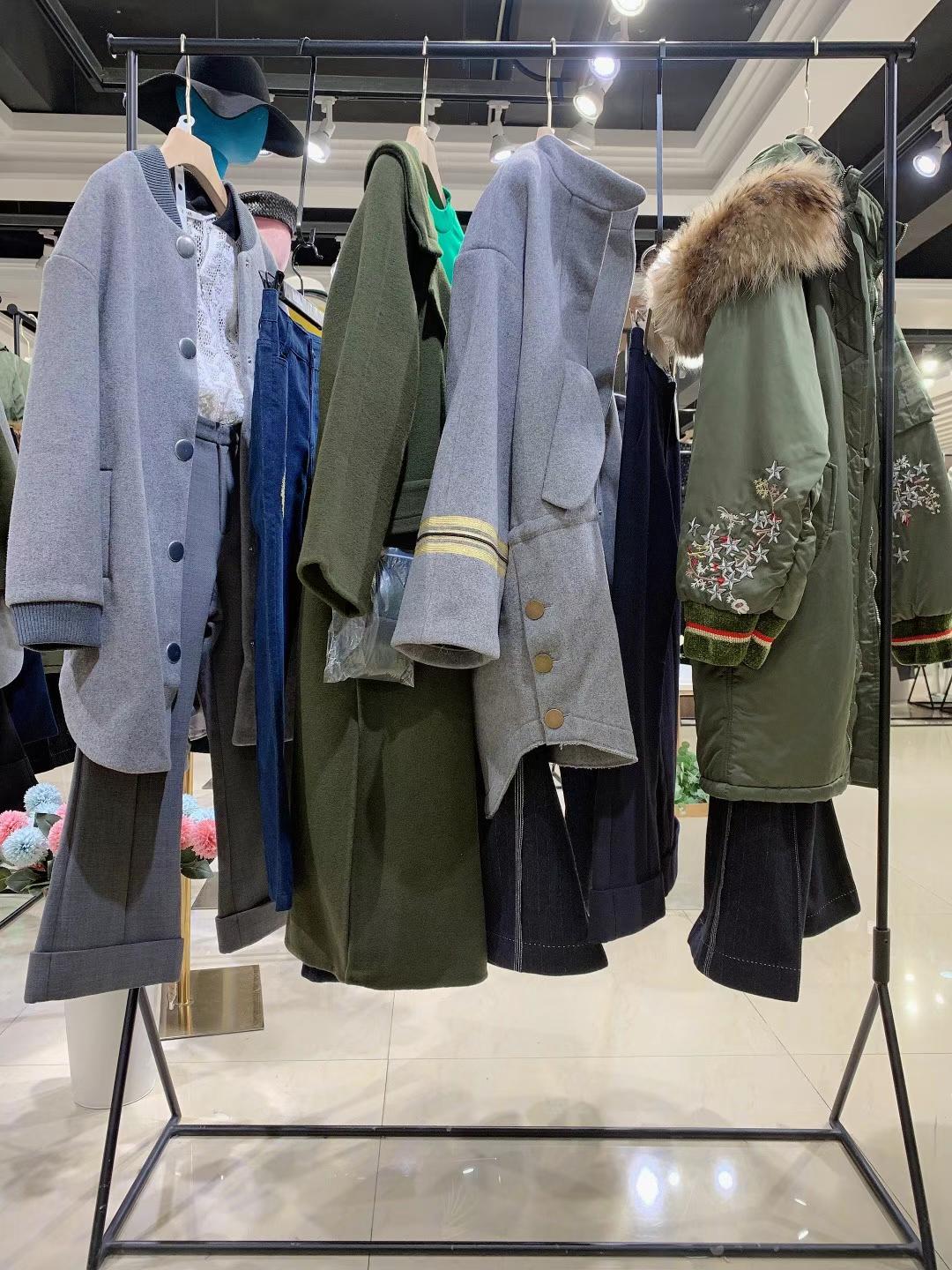 時尚高街女地素22四季裝品牌女裝尾貨貨源批發(fā) 全國一二線品牌女裝走份批發(fā)一手貨源