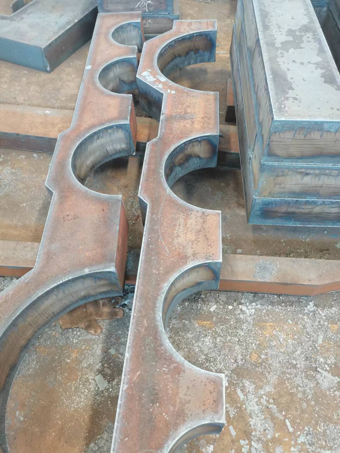 鋼板切割軸承座哪里好  鋼板切割軸承座哪里有