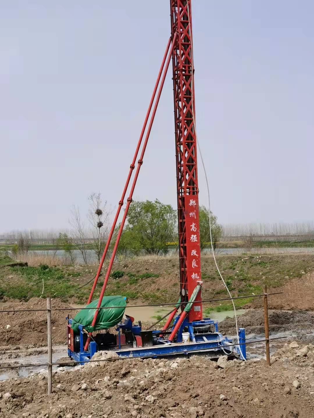 山東濰坊青島水泥攪拌樁機(jī)施工租賃路橋軟基處理加固