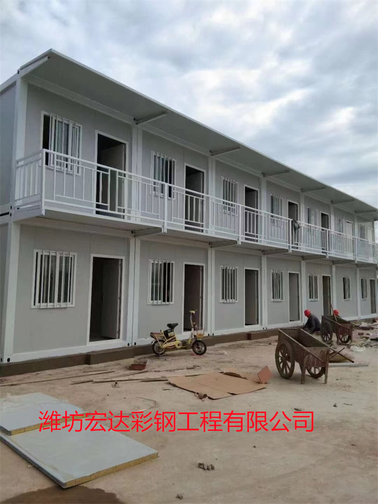 K式普通活動(dòng)板房 山東模塊化箱房 工地鋼質(zhì)打包箱房 防風(fēng)防寒安裝快