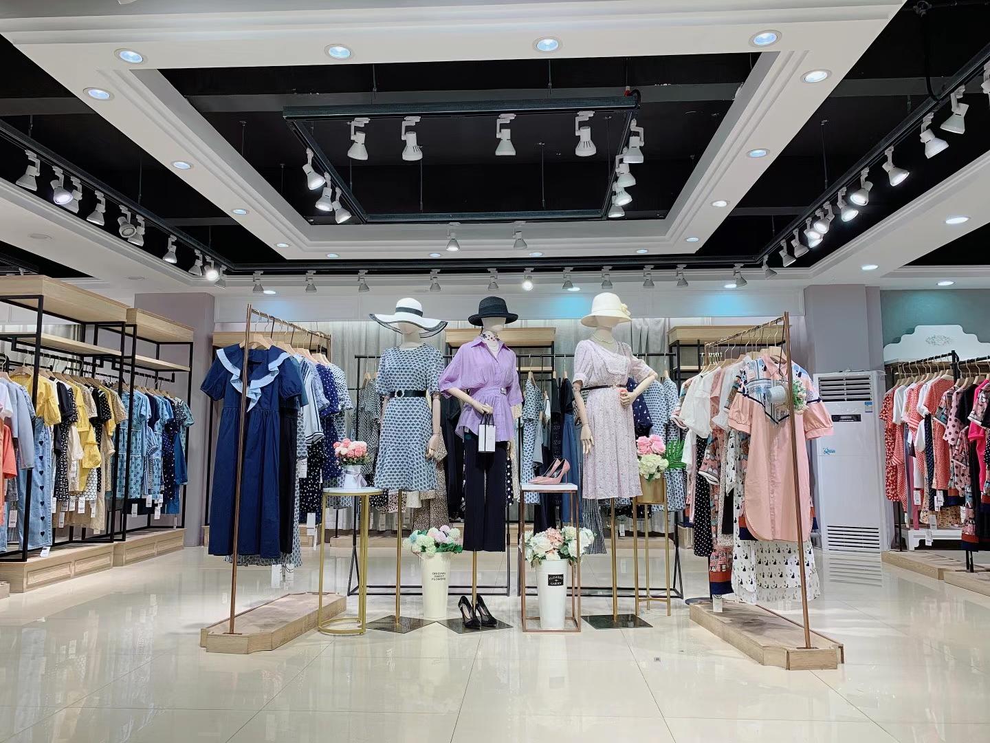 品牌女裝蒂言 2022夏品牌女裝折扣尾貨庫存批發(fā)供應(yīng)鏈