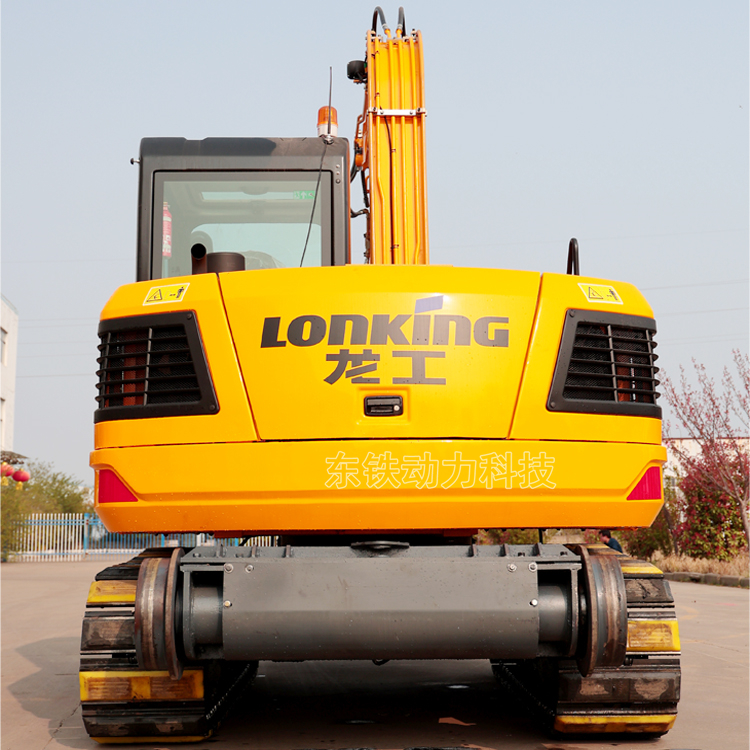 公鐵二用調(diào)車(chē)機(jī)和挖掘機(jī)公鐵兩用鐵路換枕機(jī)的介紹和使用