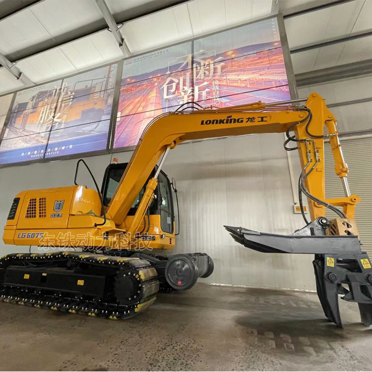 鐵路換枕機公鐵兩用枕木機枕木更換機 山東東鐵公鐵兩用牽引車