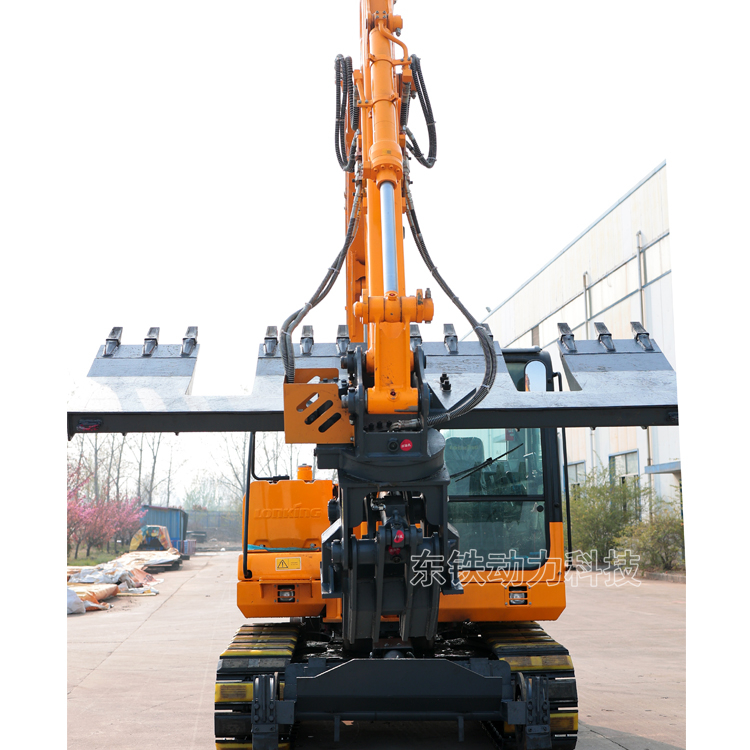 挖機(jī)枕木機(jī) 什么是公鐵兩用牽引車 如何更換鐵路水泥軌枕