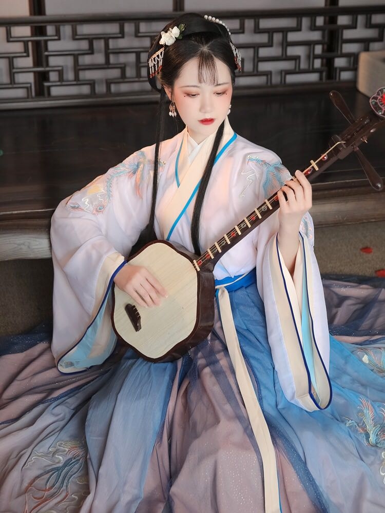 禮服西裝玩偶服出租年會(huì)全新禮儀服