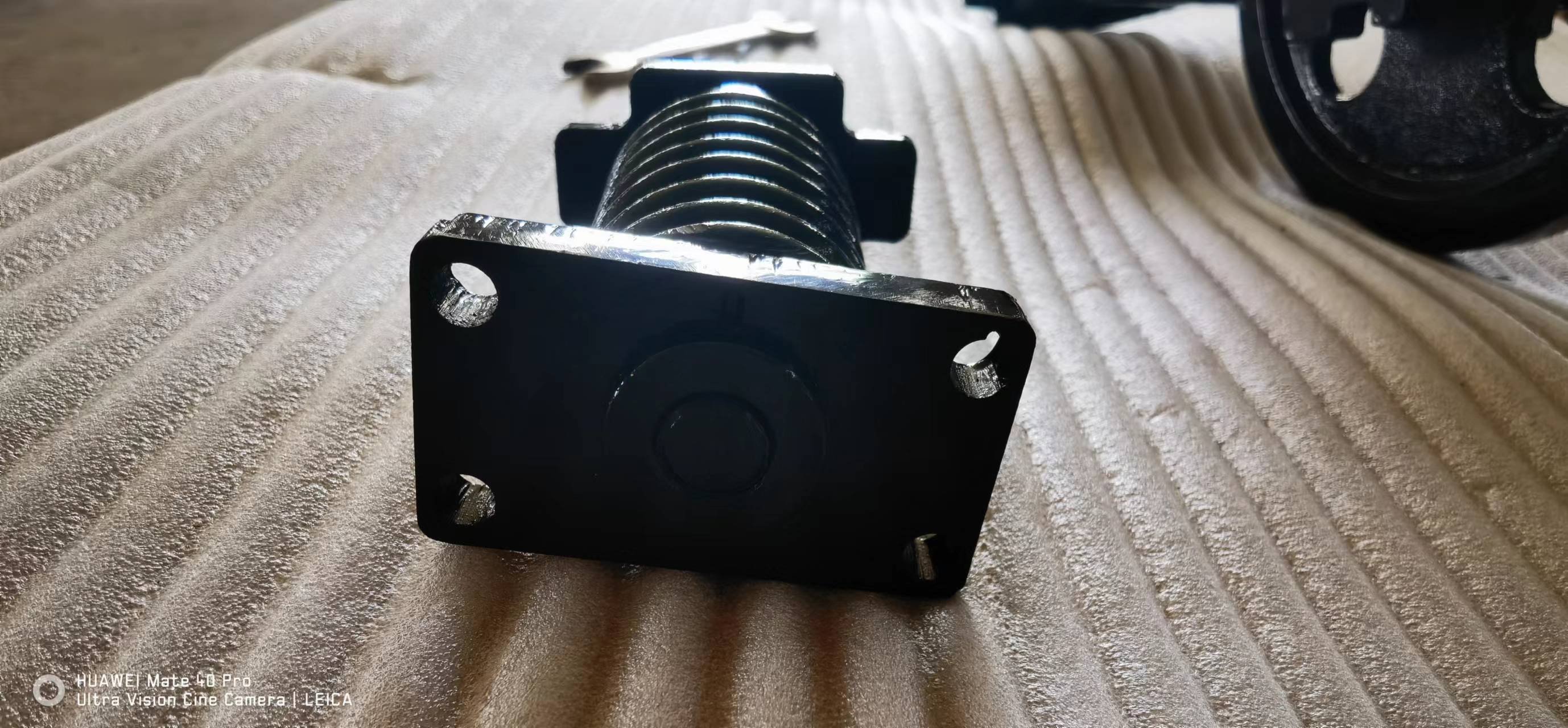 廣西08～10T微挖張緊裝置價(jià)格 小微挖機(jī)配件