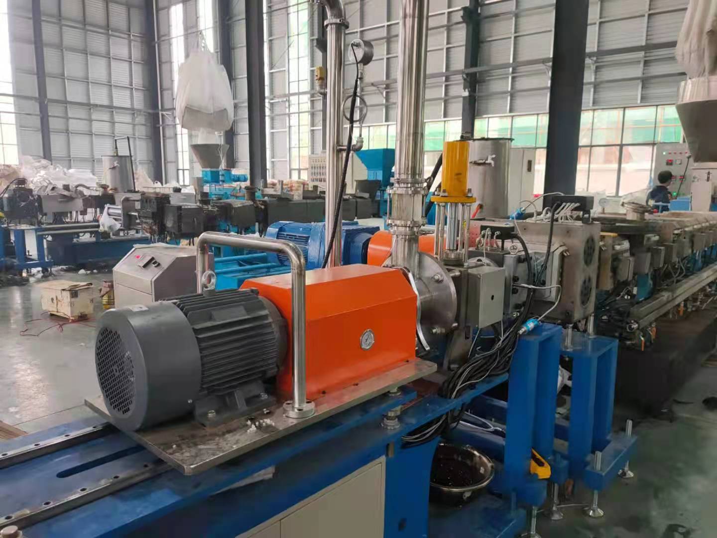 帶側(cè)向喂料的雙螺桿塑料改性造粒機(jī)-價(jià)格-廠家