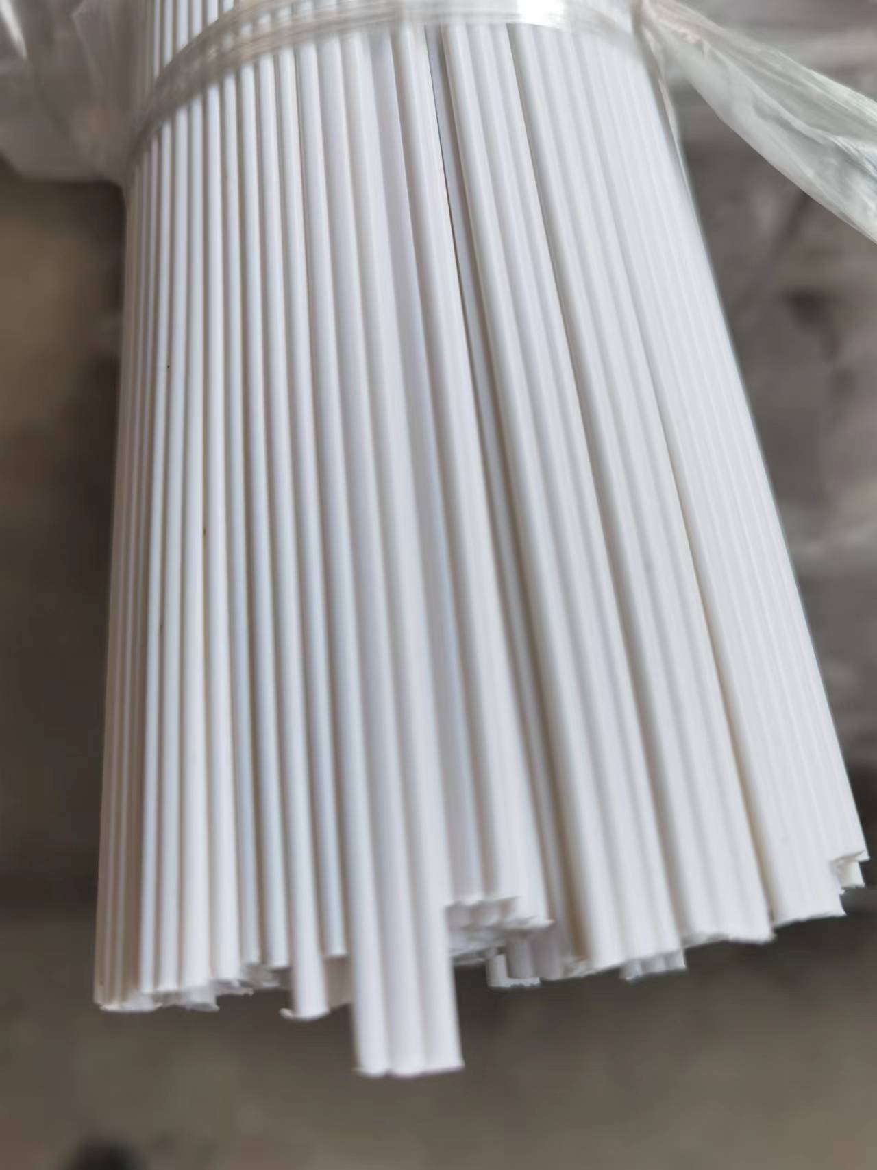 供應(yīng)pvc焊條，塑料焊條，PP焊條，定制生產(chǎn)，濟(jì)南金辰達(dá)裝飾材料有限公司