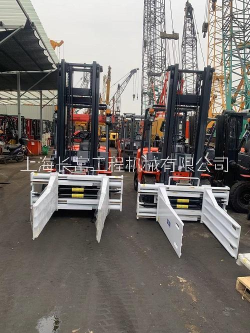 卡斯卡特軟包夾 呂導(dǎo)槽軟包夾叉車 廢紙夾軟包平抱夾叉車