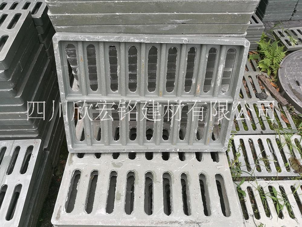 成都供應(yīng)樹脂水篦子300x500x40廠家批發(fā)高分子球墨水篦子銷售