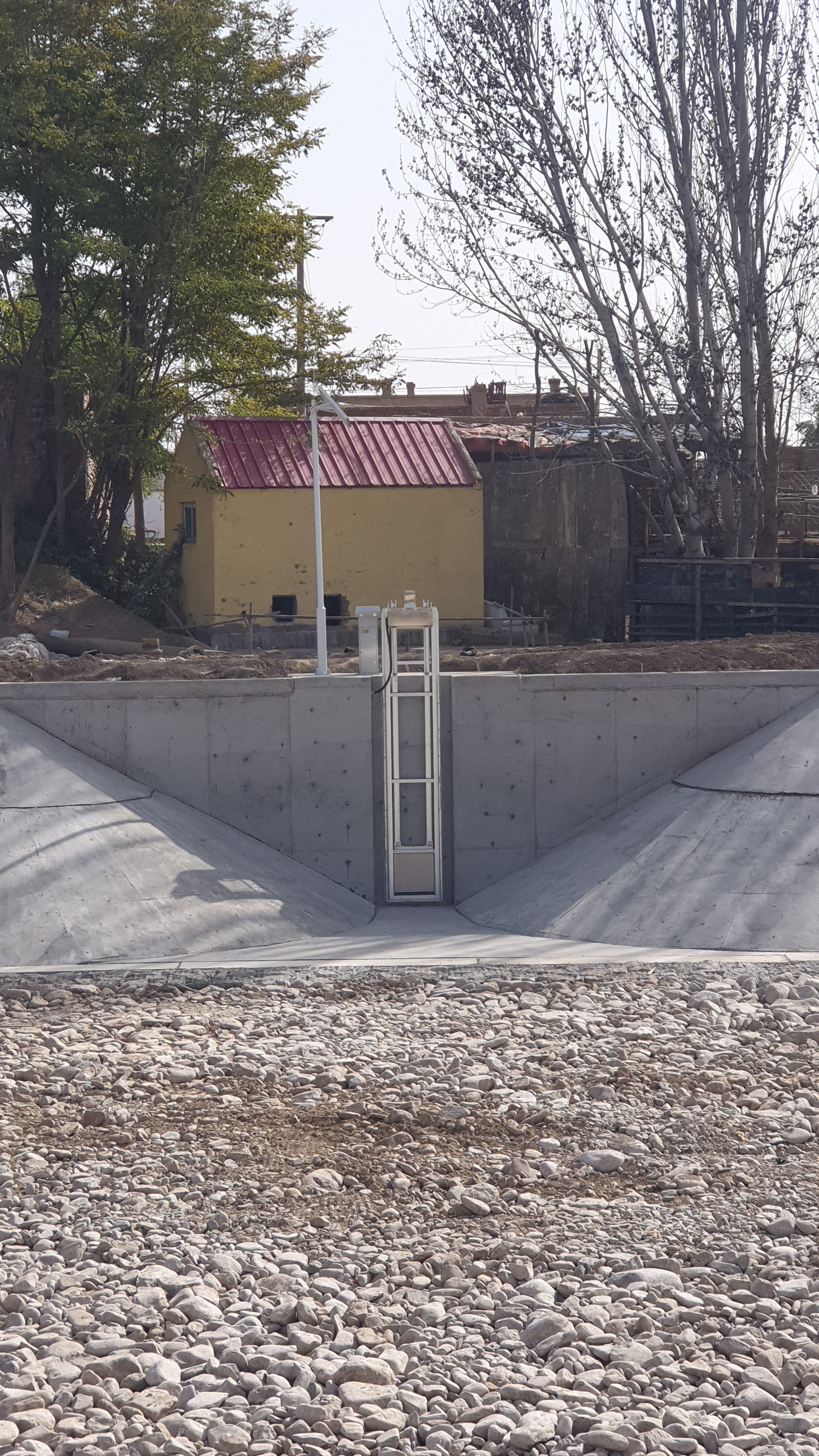 測控一體化閘門生產(chǎn)安裝 智能測控閘門助力建設(shè)智慧水利