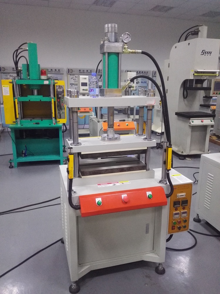 鑫臺銘四柱油壓熱壓機 按鍵鼓包油壓機 熱壓成型機