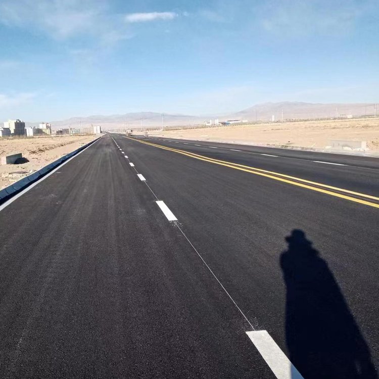 青海供應(yīng)小區(qū)道路劃線廠家、小區(qū)道路劃線供應(yīng) 新疆道路劃線施工方案 交通道路劃線廠家供應(yīng)