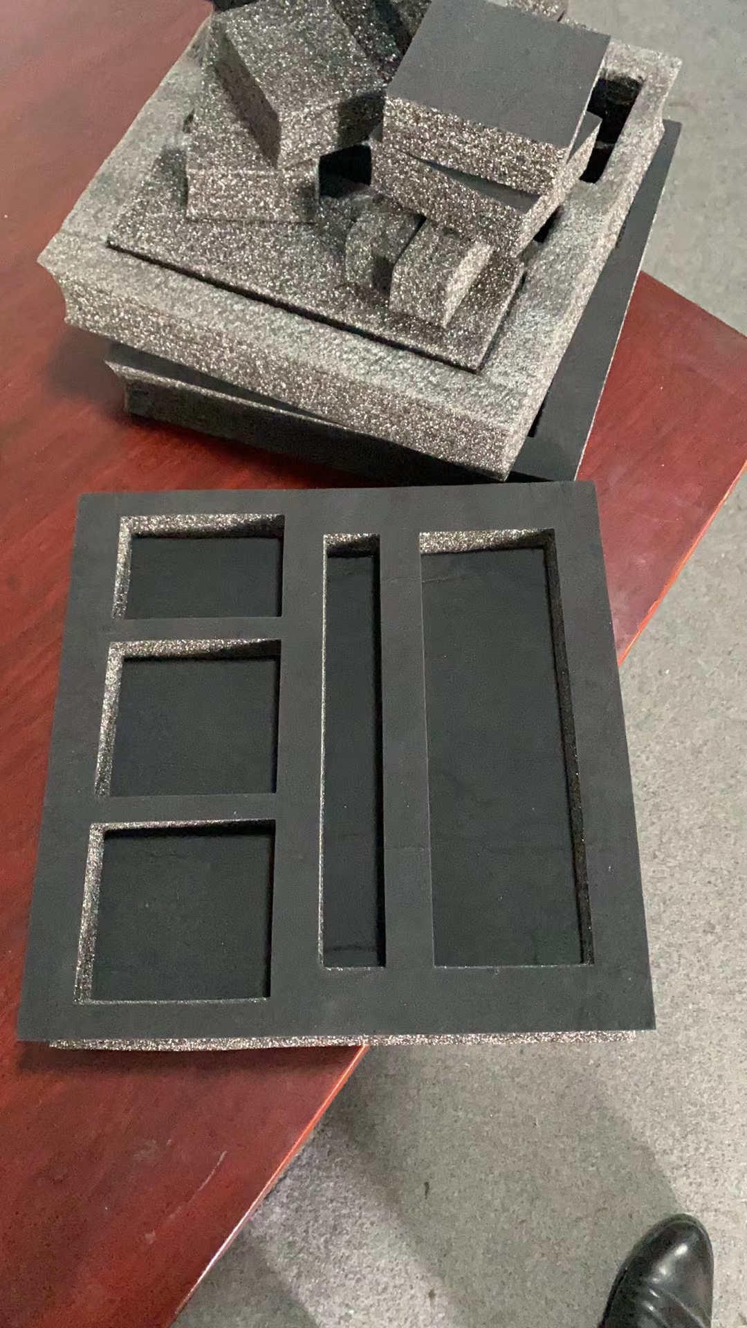 禮品包裝內(nèi)襯廠家  禮品包裝內(nèi)襯多少錢